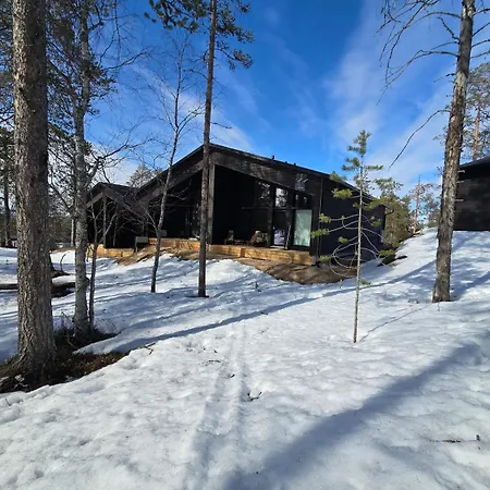 Sienna, Aekaeslompolo, Yllaes * Äkäslompolo