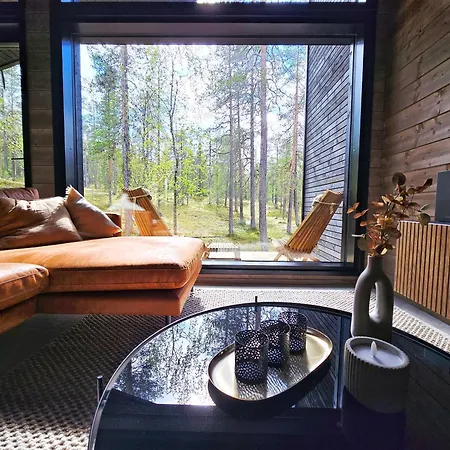 Sienna, Aekaeslompolo, Yllaes Apartman *